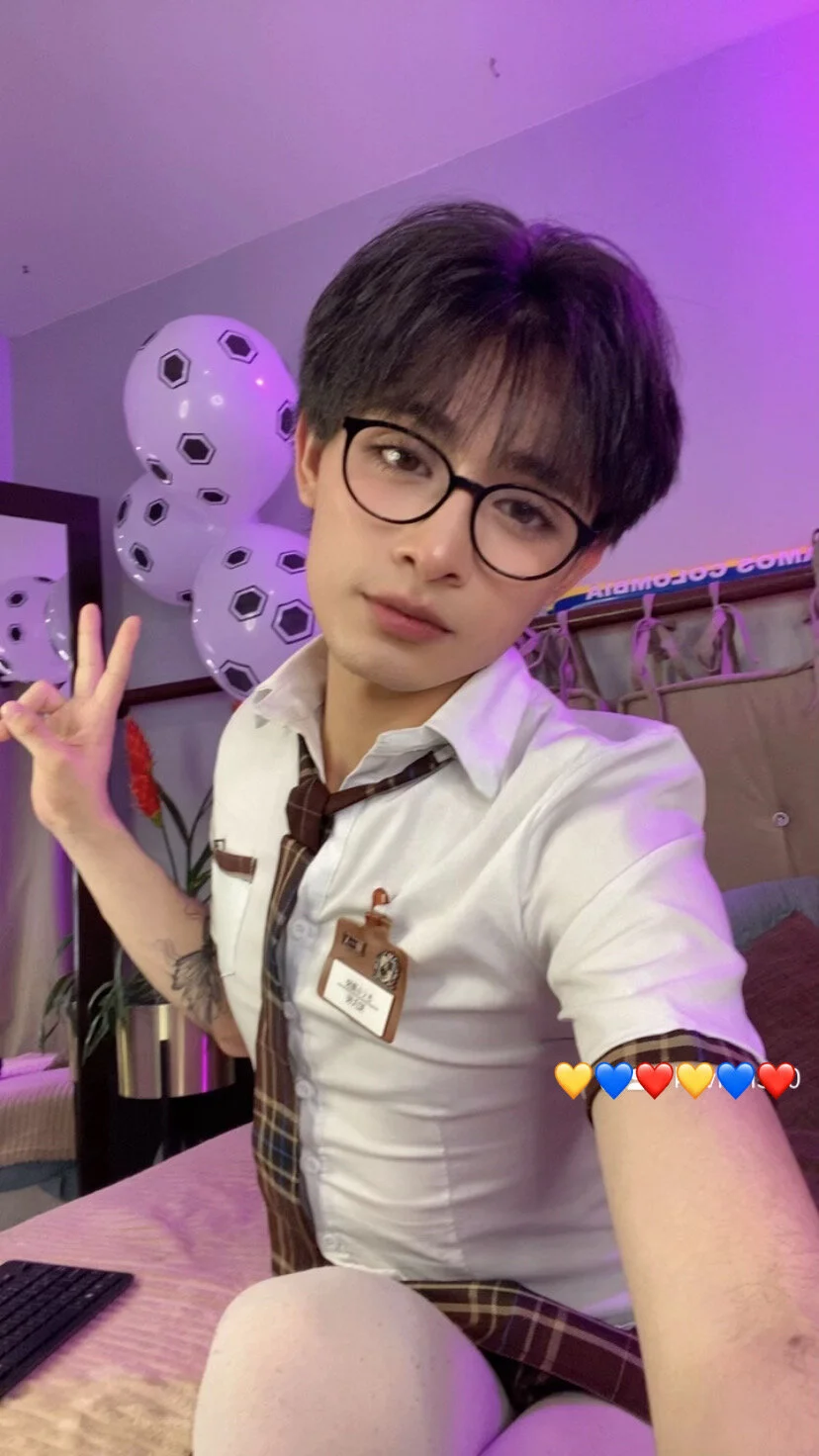 cherryy_boy 님의 트렌드 중인 사진  7960개