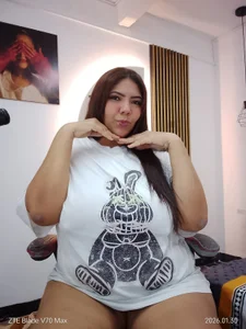 SelenaAngelX: I look so cute🌸 ( 4 фото)