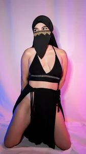 Tahira_Hazad Public Pic 8