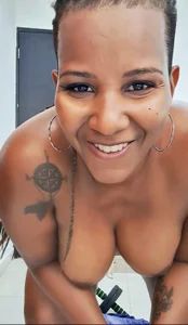 VikysDavis Happy Time Poză 2