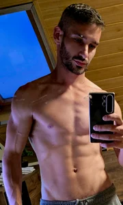 Zdjęcia Zeefy Public: 