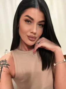 YvonneEverlee Me :P รูป  3