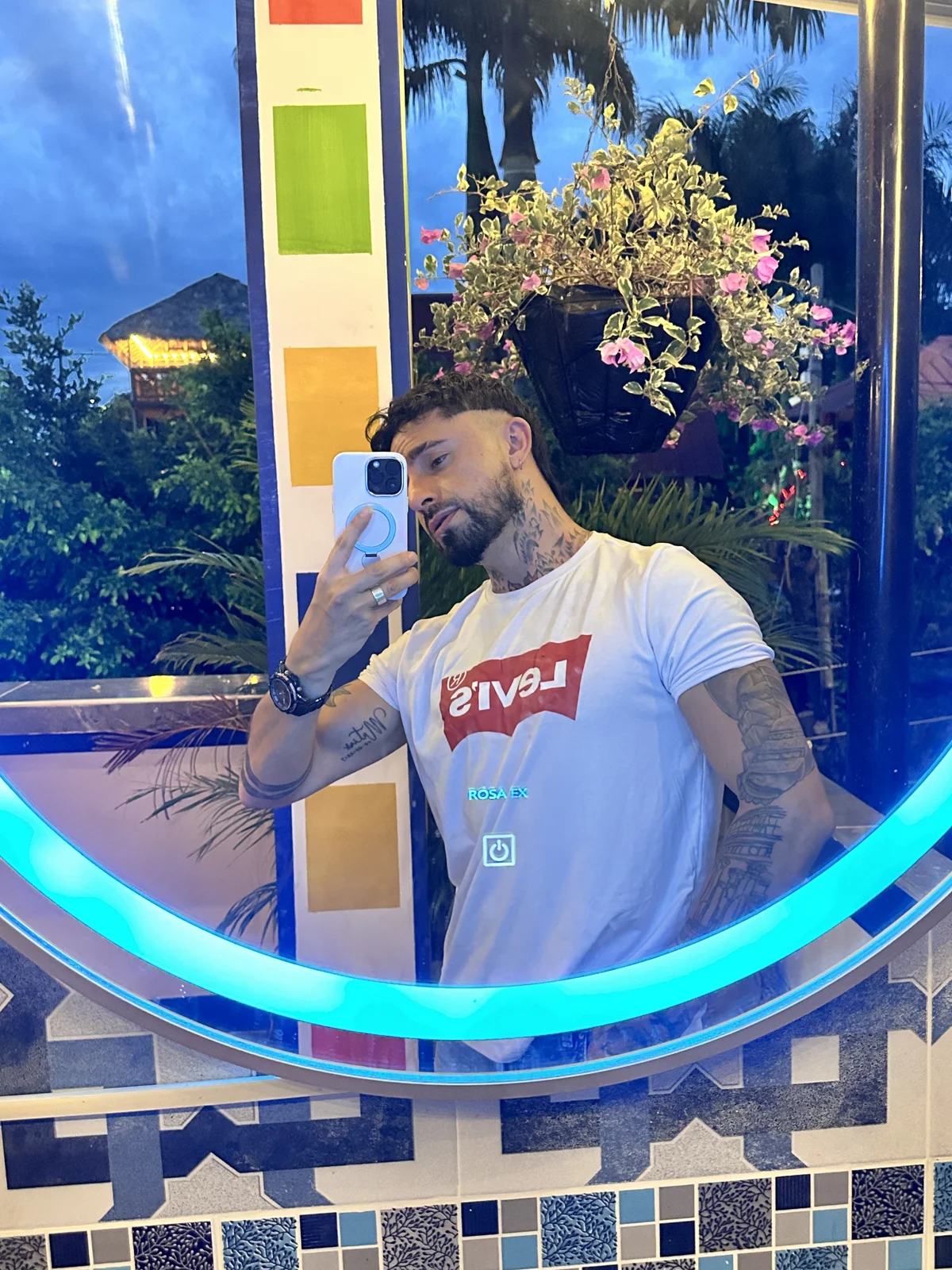 Edwardjonnes Poză populară 7903