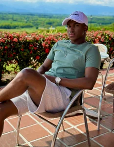 Public de Troykhalil Foto 6