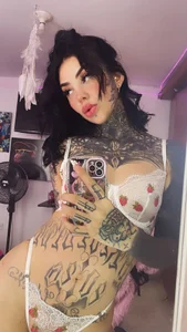Valerykat_ Kisses in my body 😈🥵 Pic 3