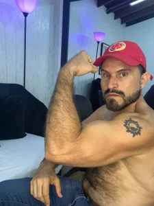 SbasTone_Muscle Random pics slika 5