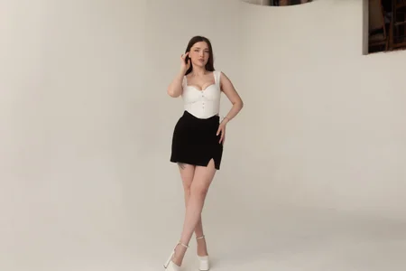 Eva_Saylor Public Hình