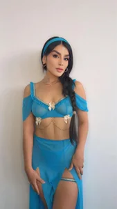 Holly_Brensonexx_ I'll take care of your fantasies, for a happy Halloween.. Foto 2