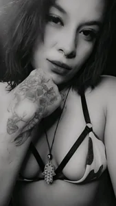 ZafiroCat Public Pic 2