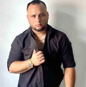 Stanlywilliams14 Your big, dominant bear - {count, plural, one {תמונה אחת} two {שתי תמונות} many {# תמונות} other {# תמונות}}