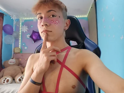 Naughty__ChrissのMake up :3の 4枚の写真