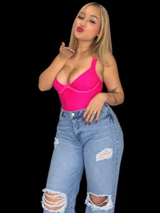 miavegax Public Pic 4