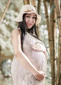 Venus_Blackk My belly Pic 2