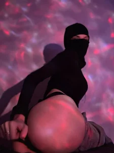 Rina-Evans Public Pic 9