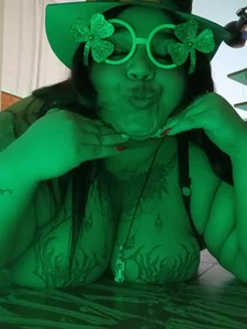 VeronikCuhubby Saint Patrick's Day 🍀🍻☘️  3টি ছবি