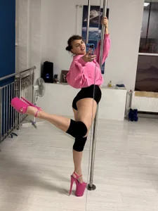 live_sexy Oh look how well I can stretch! зображення 2