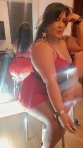 CurvyFireLatina Ricos momentos Pic