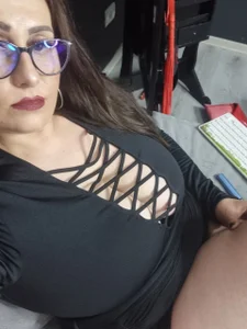 AvaSquirtMilf 🍑😜💜 Foto 5