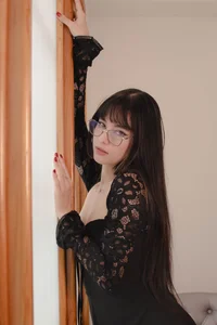 emilly_williams_ Your angelic face Immagine  2