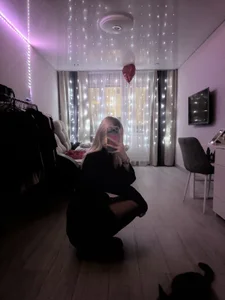 Sofiesta_ Public Pic 4