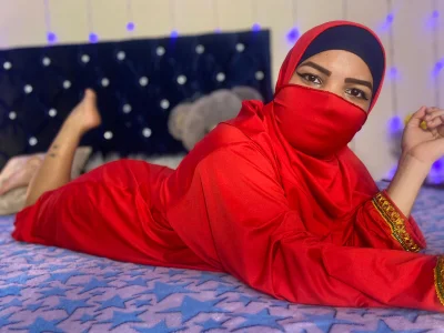 Falak-Yasin Your favorite Arab love, come and play with me. 🔥 Immagine 