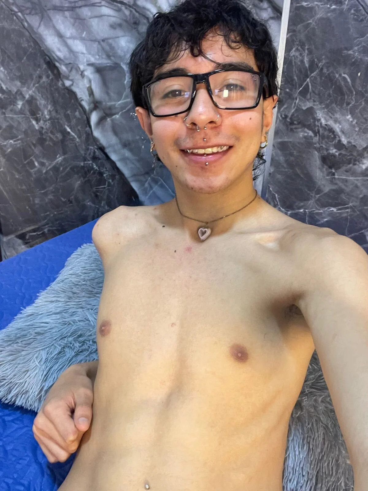 NoahWalker__さんのトレンドな 9329枚の写真