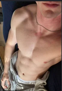 Public od Pink_Anal_Virgin_Boy  snímek