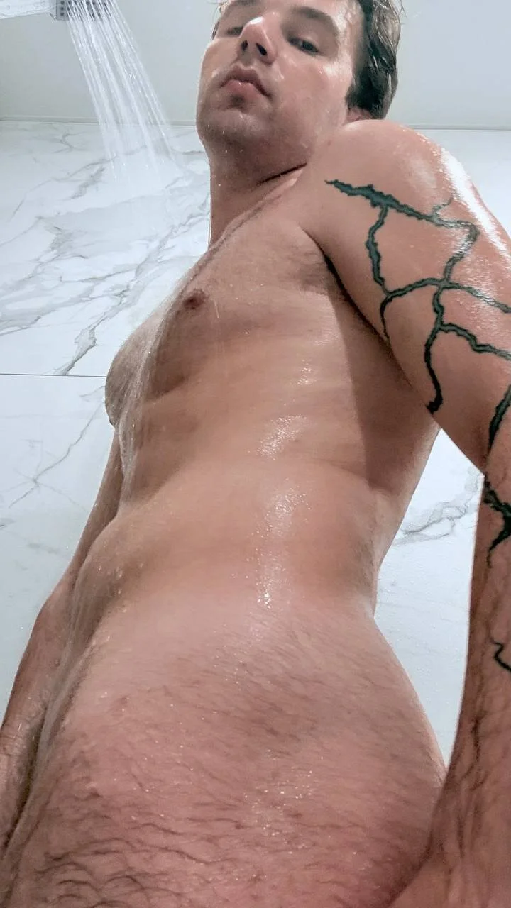 ArthurMeyers 님의 트렌드 중인 사진  3759개