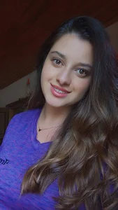 Ana_Velvet_ Public Billede 4