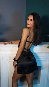 afroditaevans_ GIVE IT ALL TO ME Foto