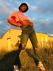 Your fav brown Femboy/twink