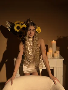 maryy_campbell_ Did you have a Valentine as cute as me?🌻 Immagine  6