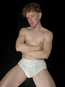 chris_red18 🤍 Εικόνα 4