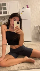 PartyQqHouse my life Pic 5