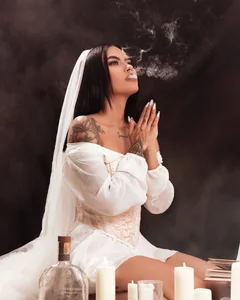 VenusEvans1 Your saint 😇 Pic 2