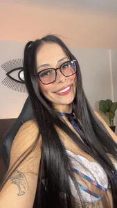 🤓🤭😻 de LIA_ROUX1  2 Imagens