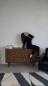 Ariella_Sol black cat Foto