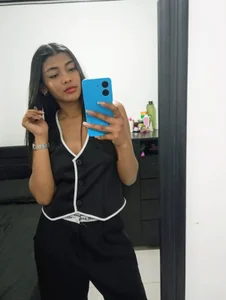valentina_gomez_s Public 사진