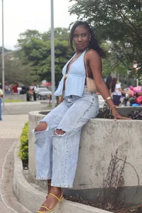 Rossiecameron_ On a casual outing💋🌹 Pic 8