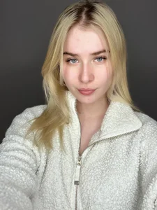 ivygenesis public ^ ^ Foto 2