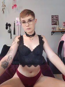 echo_elfs Lil Old Me sexfoto 2