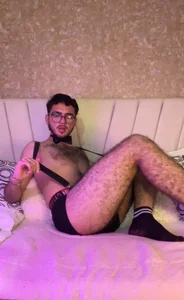 🖤 de Zac_Golden  3 Imagens