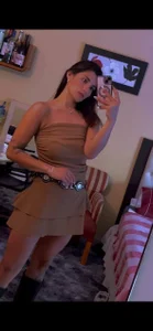 Bet you can’t keep your eyes off me. 😈 od IsabellaGonzalez  2 snímek