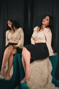 RitaVirginia Curvy body shapes Pic 3