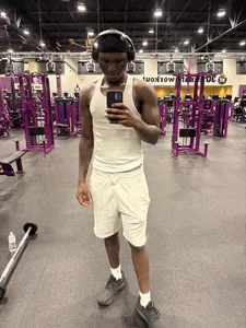 Festivitiesking1 GYM PHOTOS Pic 3