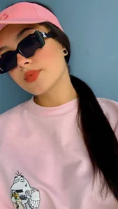 Jaslyn__Smith kullanıcısının beautiful sunny day 🎀👄☀ albümü -  2 fotoğraf