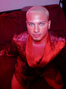 Public de itsfrankanthony  2 Imagens