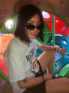 lizzy_davis_1のPublicの 5枚の写真