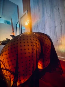 Alika01 your favorite witch Foto 3