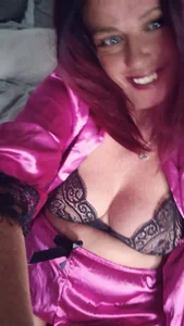 Forbidden-Irish-x Hot gilf Pic 2